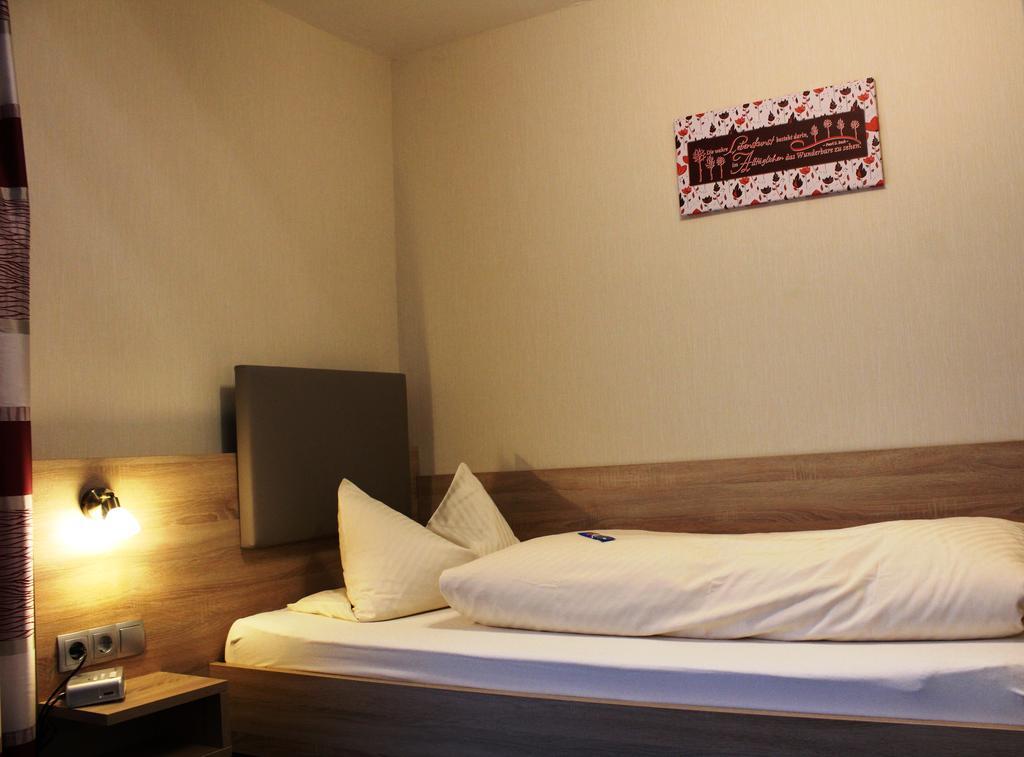Pension Haus Waldfrieden, Meinecardplus Inklusive Willingen  Esterno foto